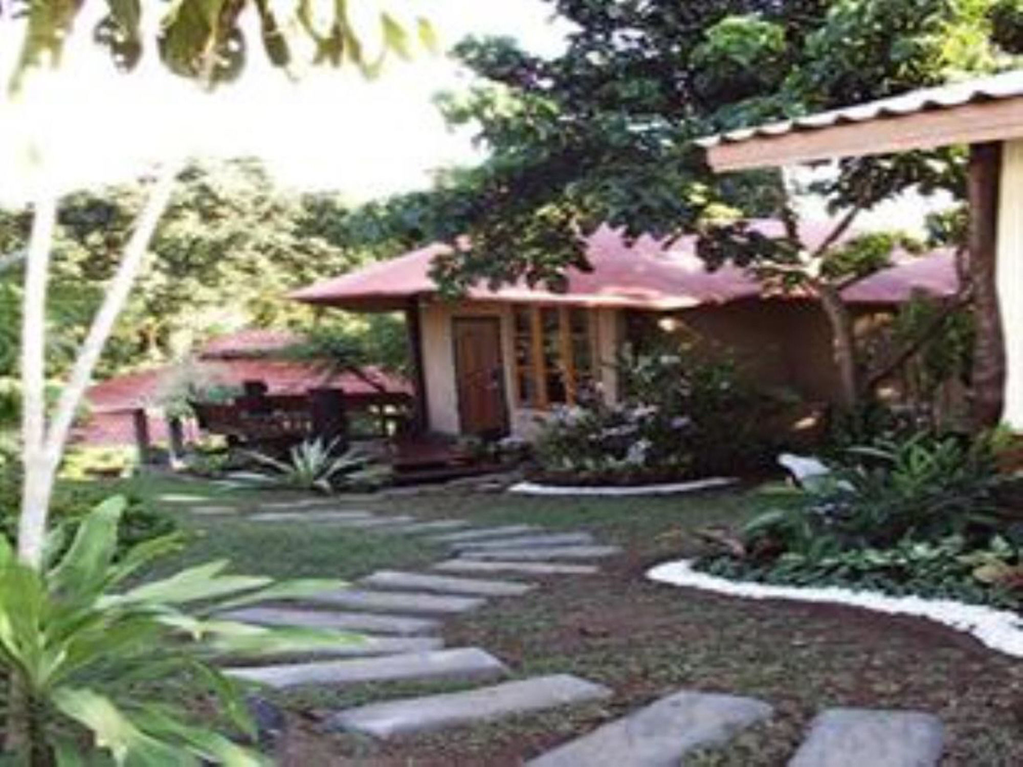 Hotel Baanphuthadol Mae Hong Son Exterior foto